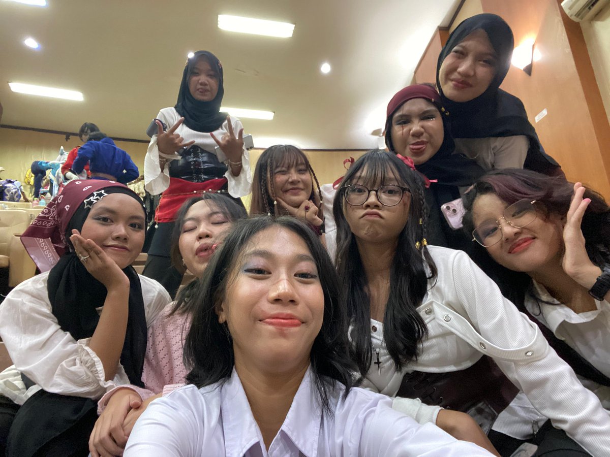 cicha☀️ tweet media