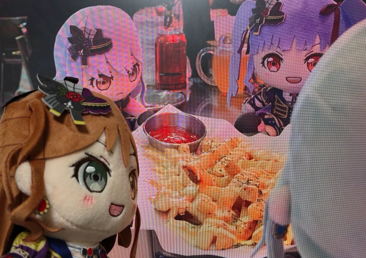 Rosèphonia tweet media