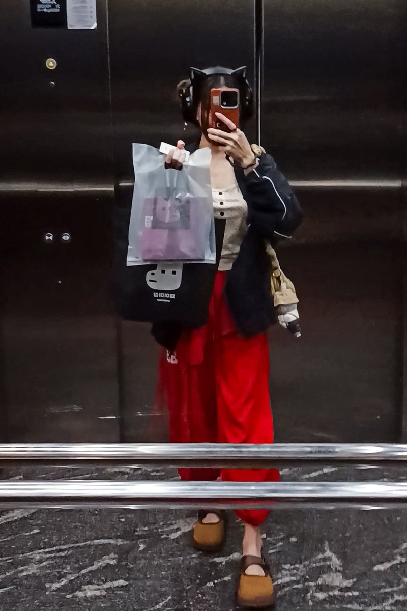 Pear_68's tweet image. วันสุดท้าย Last day 🥰❤️
#JMEESHOPTH @JMEESHOP_TH #REDTHREADQUESTEVENT @soop2rang