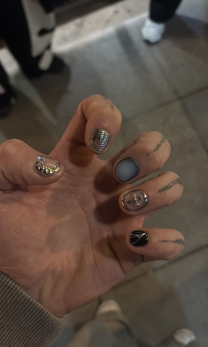 ronxnbm_'s tweet image. ⠀
⠀
                      ┌  #visualns  ┘
⠀
⠀