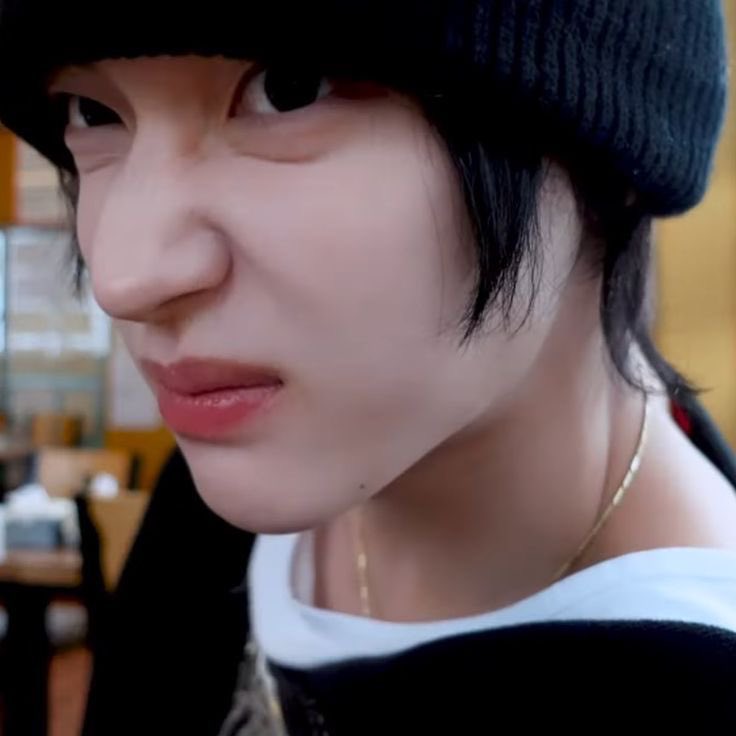 mymerliah's tweet image. แบ่ มั่ยรักม๋า                                  ท่าเป้นมู๋รักมั้ยคับ