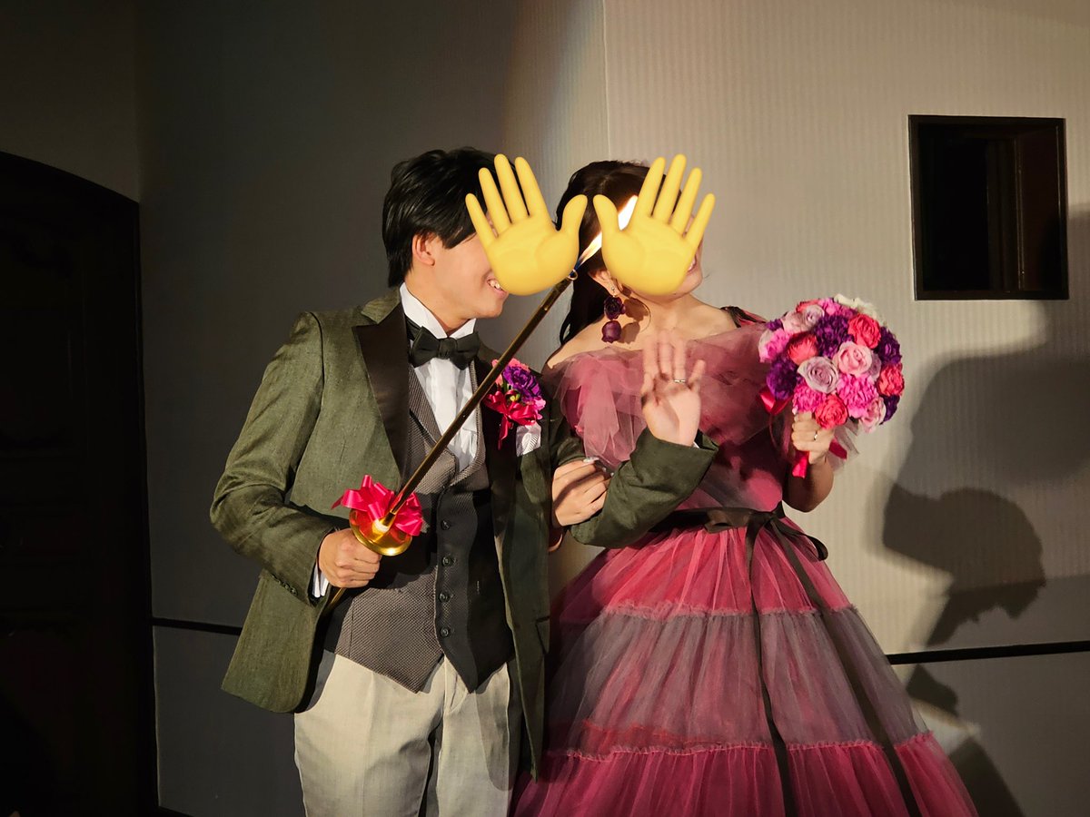 p_yan99's tweet photo. ふたりのやりたいことがいっぱい詰まった、最高の結婚式になりました！！🌹
みんなも来てくれてありがとう🫶🏼 https://t.co/ViNBBU3EJe