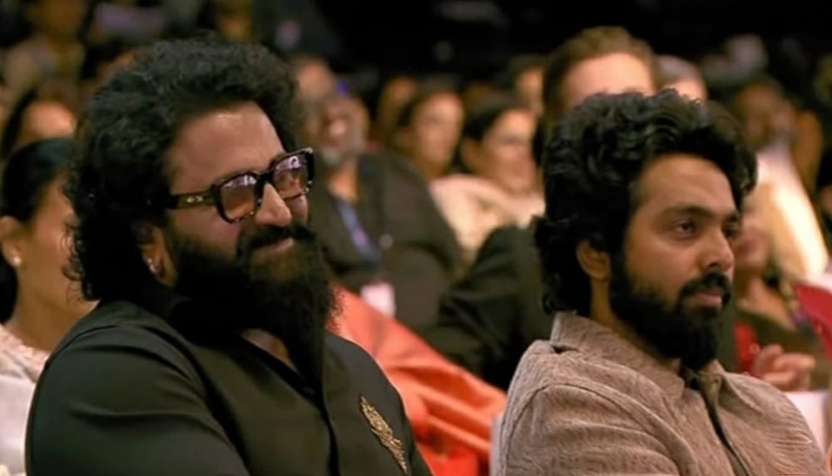 Dirvijaygokul's tweet image. Friends mark this picture now, next year this image will go viral, damn sure 😎🔥 unexpected one loading
#loading 
#Kollywood 
#Sandalwood
#IndiaFilmIndustry