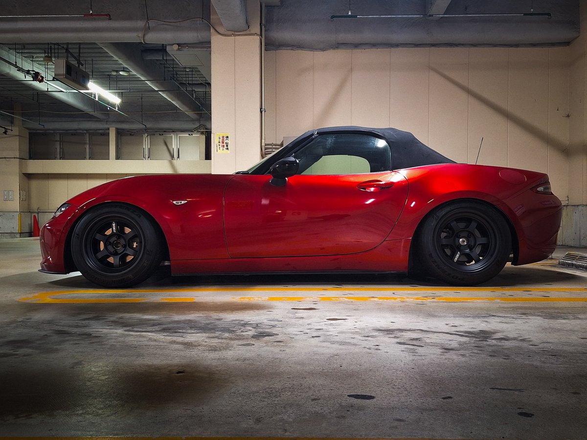__llu__ull__'s tweet photo. 仕様変更しました！

wheel→ TE37V 2324 limited 15inch8J+15
tire→ POTENZA RE71RS

かっこよくなりました！！！！！

#ロードスター 
#ロードスター乗りと繋がりたい 
#ロードスター乗りと繋がろう2025秋 
#車好きな人と繋がりたい https://t.co/pKgEjQqPIZ