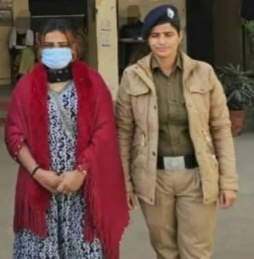 backupamit's tweet image. Babli Khatun from Bangladesh illegally entered India.

She changed her identity to Bhumi Sharma. After that, she made her IDs such as Voter card, Aadhaar card, even Ration card and Ayushman card, all under the name Bhumi Sharma.

She married an Indian man in Dehradun,…