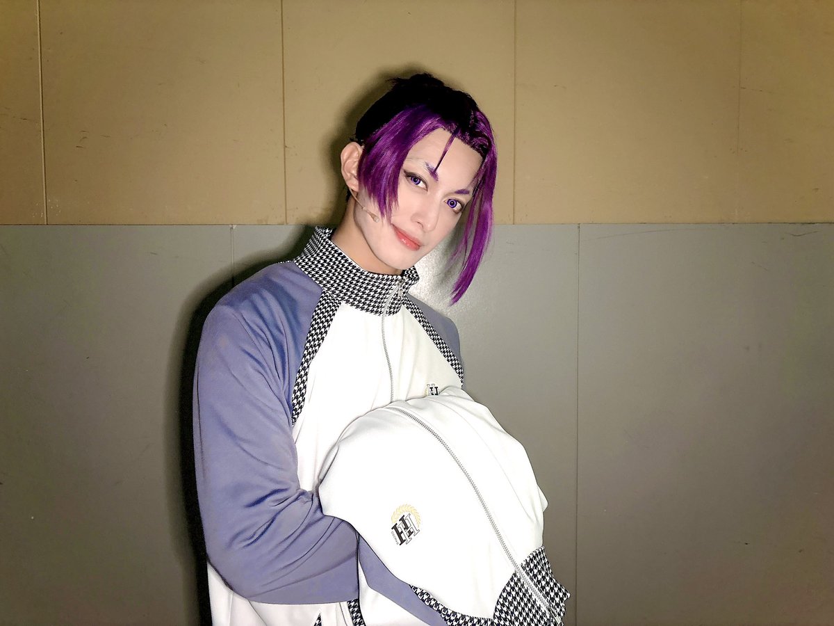 kutisyu's tweet photo. 舞台『ブルーロック -EPISODE 凪-』
全17公演、ご来場ご視聴誠に、
ありがとうございました！

＜天才＞は見つける者がいて、
初めてその輪郭を成す─。

改めて、僕は御影玲王が大好きだ。
"2人の夢"のために、
どこまでも。

"Re"で、また⚽️

まだまだ行くぞッ！凪ッ！

#ブルステ　#ブルステエピ凪 https://t.co/Ifuw5JPgNW