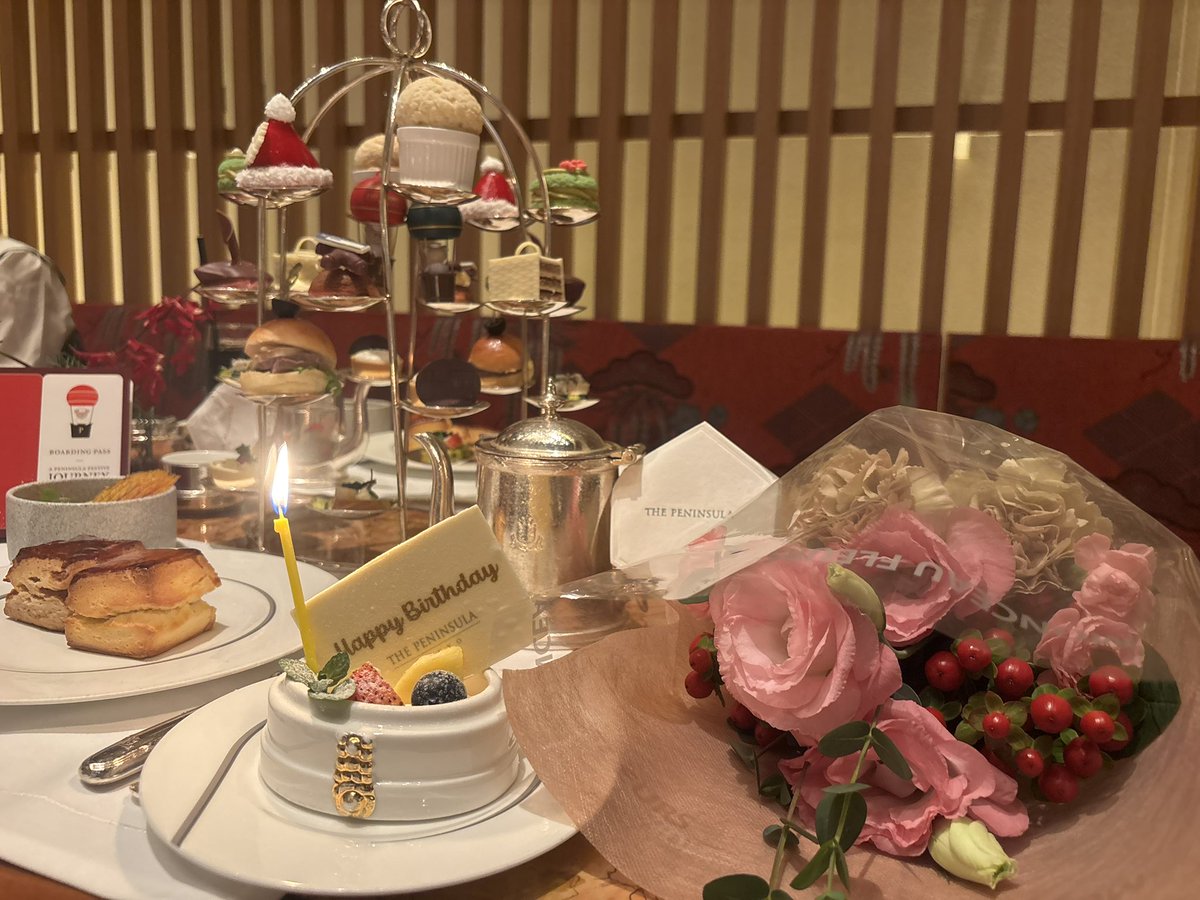 hlt_1226's tweet photo. PENINSULA TOKYO🎄🤍
ゆんちゃんありがとう💐💞 https://t.co/T86aOnLAjo