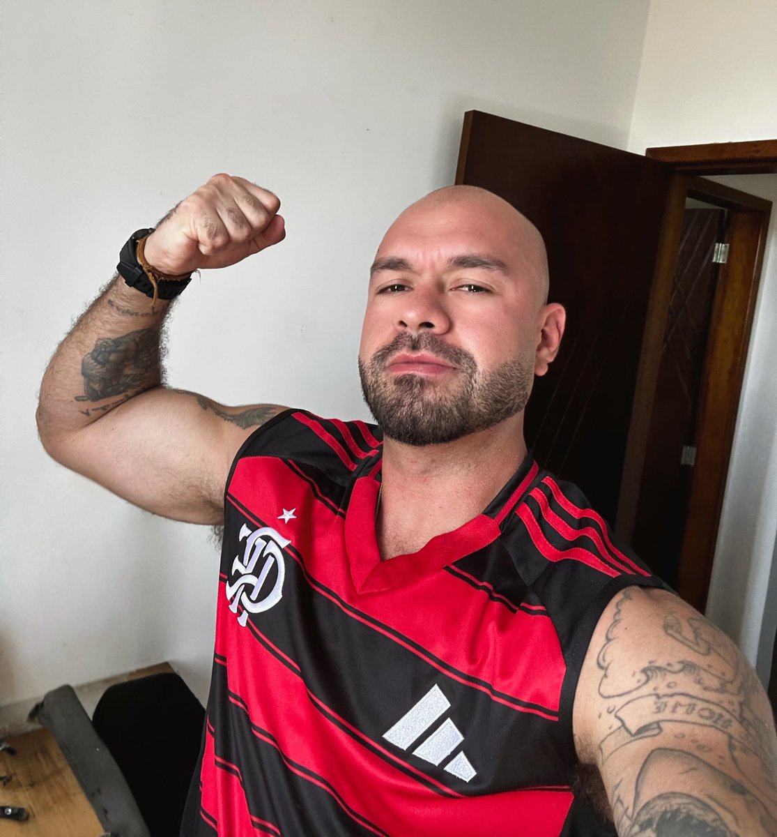 Caio tweet media