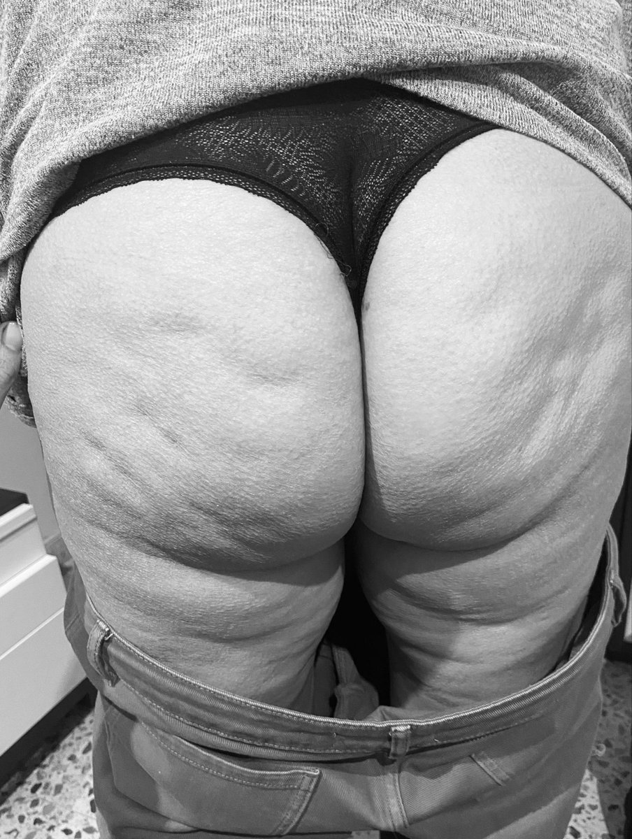 Una que se va de comida aquí tenéis mi culo ya sabéis ✊✊✊💦💦💦