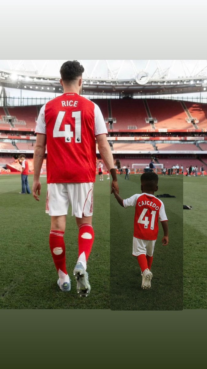 Enzo On Who He Looks Up To;

“I'm trying to watch a lot of football to learn from other players. Among these players, I like watching Declan Rice from England”

Rice Schooling Enzo And Caicedo Today