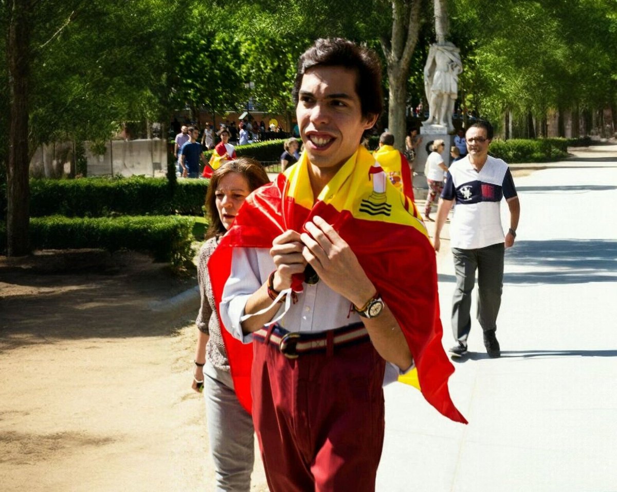 Ramsés II acudiendo al Templo de Debod tras la llamada de Anotop At.
