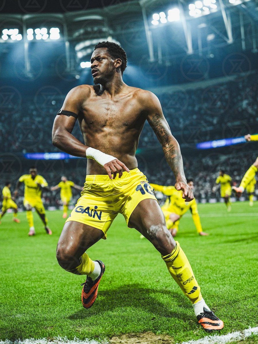 JHON DURAN GÖRENE KADAR FAVLAYIN...

Hi Jhon, you know how important you are to us. We all remember what you did in the Beşiktaş game.
Now it’s time again. Give your best, win us the derby and let’s enjoy the top of the table together. We trust you. <a href="/jhonduran991/">JD</a>