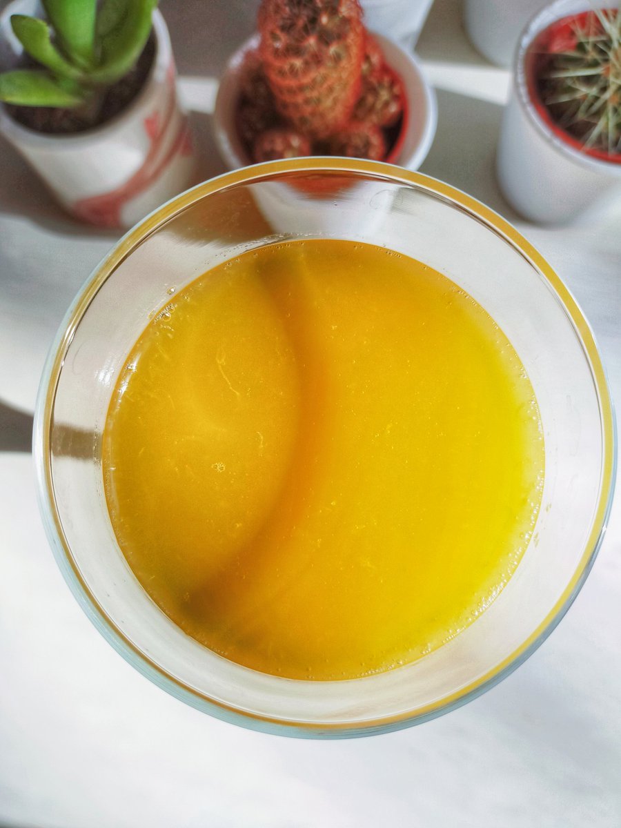 Amigdalaintesta's tweet image. #AlphabetChallenge #WeekVforVowels

orange juice

#menefoto