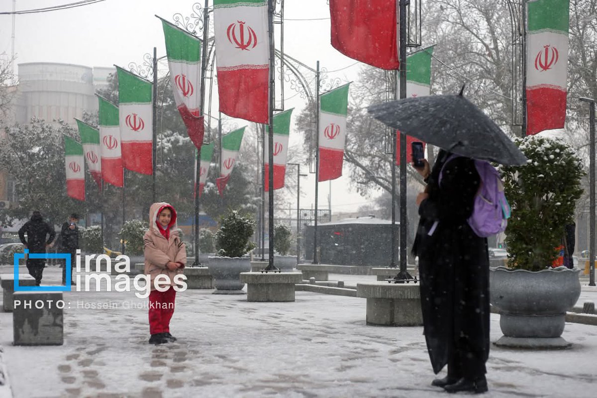 iranEnglish5's tweet photo. ⚡Snow fall at Qazvin city
#Iran #traveltoiran #iranian #irantravel #iranphotography #iranexplorer #discoveriran https://t.co/kd87EkMCiG