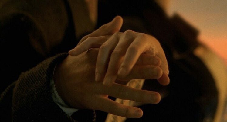 mengurai ragu.

↳ contains: 3,9k+ words, 16 mins read.
↳ cw // r-18 sexual content, more tags inside, pls be wise.
↳ tags: hurt/comfort, low self-esteem, juanda questioning his feelings and presence
↳ pair: heewon (hs!esa, jw!juan)

🔗 privatter.net/p/11785543