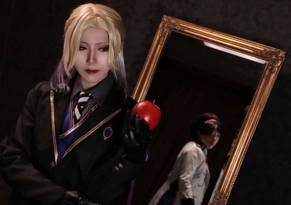 koootoooki_'s tweet image. 【Cosplay twst】

  『  叶わぬ願いならば______ 』

Neige:倫助さん(@XdV7khESoLyl9ee )
Vil:ことき

photo:けろさん(@ju__n08_16 )
studio:@fill_miyagi 
#kero_cmr
#twstコスプレ