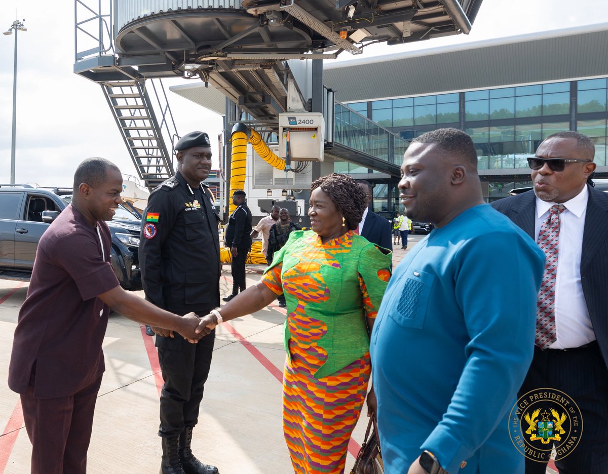 NJOAgyemang's tweet photo. During my visit to Kumasi yesterday, I joined His Majesty Otumfuo Osei Tutu II and the Vice Chancellor, Prof. Rita Dickson, to commission three significant projects at KNUST. These were the Souvenir Shop, the KNUST Multipurpose Laboratory, and the KNUST Bottling Company.

These projects are a testament to what becomes possible when our educational institutions are given the support, space, and encouragement to innovate and thrive.

Government remains committed to strengthening higher education, promoting innovation, and ensuring that institutions like KNUST have the tools they need to drive Ghana’s development agenda forward.