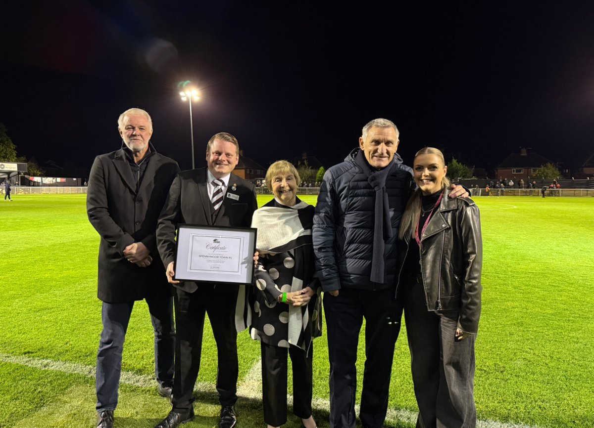 Head Safe Football tweet media