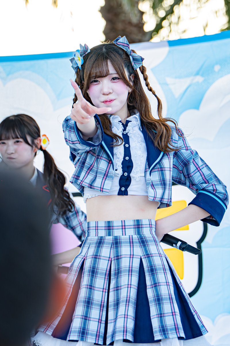 2025/11/23(日)☀
COZY BEACH CLUB
mini TIF in OKINAWA vol.2
#プエラの絶対値👧⤴️
最年少 高身長女子
マリンブルー担当💙
#海凪りお(みなぎ･りお)⛵️さん

本日は17歳の生誕祭🎂
おめでとうございました🎉

こんな素敵なメンバーが沢山いる
#プエラ良いぞ
ライブ撮影@たんちゃんねる