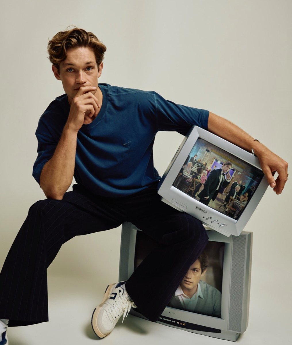 Damian Hardung Updates (@hardungupdates) on Twitter photo 