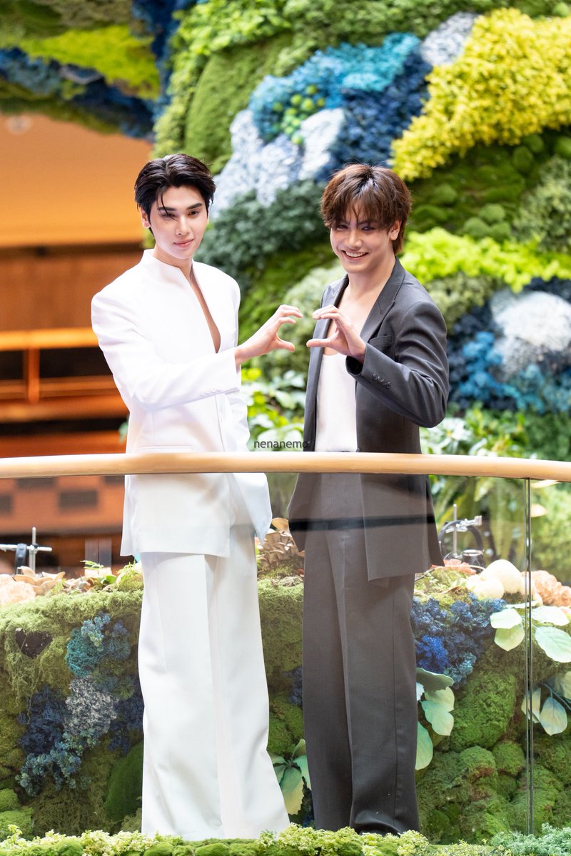 nenanemo_'s tweet image. [30112025] — 🤍 — we also love you JoongDunk 🌻🌻

JOONGDUNK AT SIAM PARAGON
#SiamParagon20thAnniversaryxJoongDunk
#JoongDunk