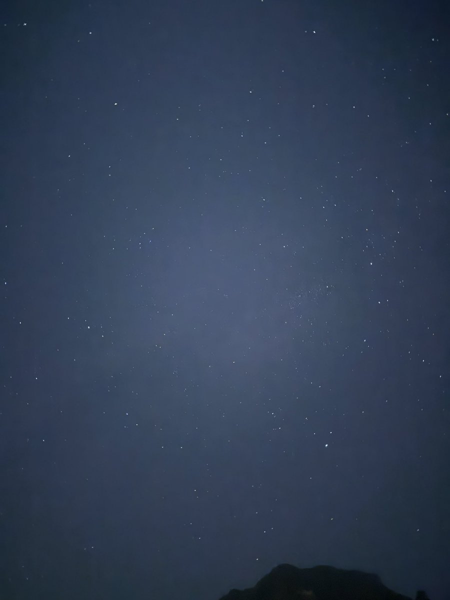 bookdio22's tweet image. ดวงดาวที่ฉันคอยเฝ้ารอ 
ส่องสว่างท่ามกลางความมืดมน
ทำให้โลกทั้งใบ นั้นดูสดใสขึ้นทันที

เอาดาวจากเชียงดาวมาฝากนะคับคนเก่ง 🌟💫⭐️💫

#kasibook @kasibook