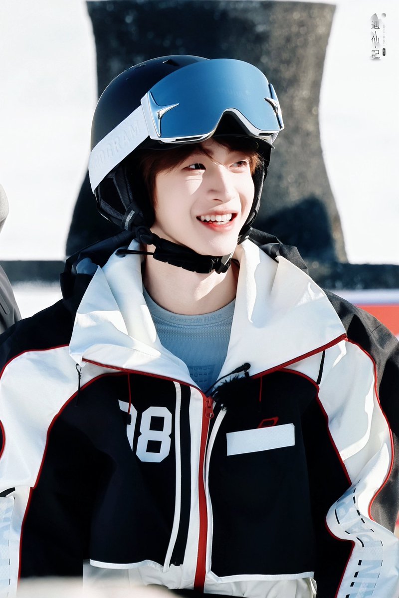 G_Charlie_Liuyu's tweet image. 20251128   好耶(σ≧∀≦)σ☃️
Cr.遇仙记·刘宇

#LiuYu #刘宇 #リュウユ
#리우위 #หลิวอวี่ #LưuVũ