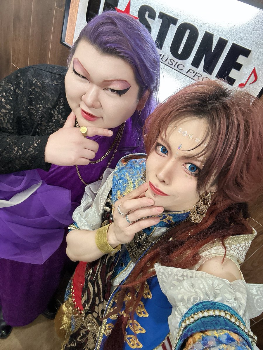 bk_shogo's tweet image. デラックス×デラックスとのツーマン
滋賀ユーストンありがとうございました！！！
語彙力失くすくらい楽しかったのか、それを表す日本語がないのか…とりあえず最幸でした❤️
ありがとうデラデラ！！またツーマンぜったいやろう

#べびきん
#デラデラ