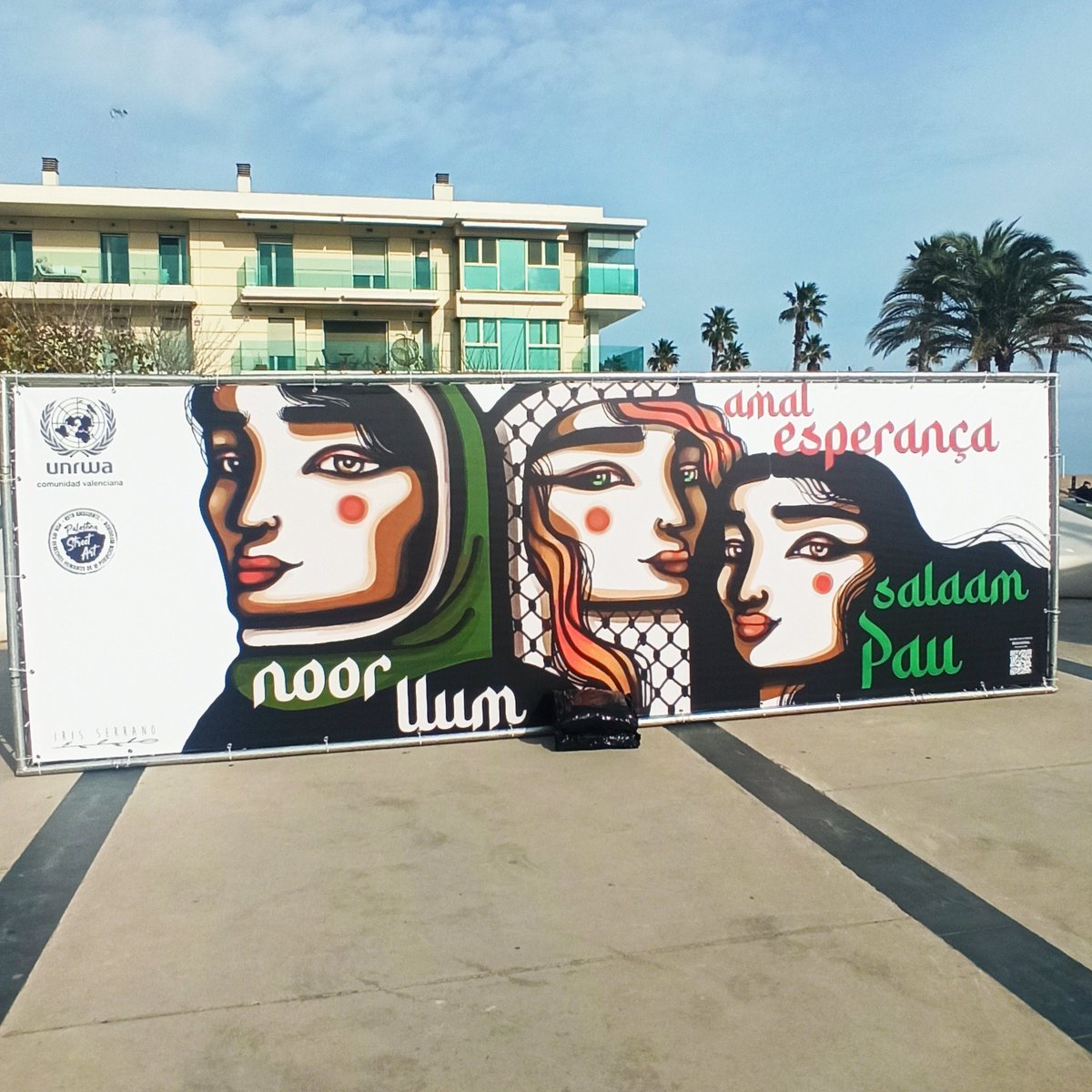 MariaJosepcarro's tweet photo. Exposició a la plaça del general Basset de la Patacona. 🍉🇵🇸 https://t.co/r6xZNOKz4J