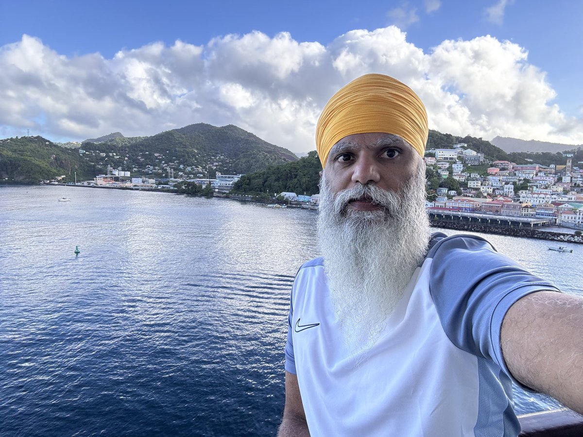 pedalsingh's tweet image. Villa (A) 🫣😂
Just one win lads!