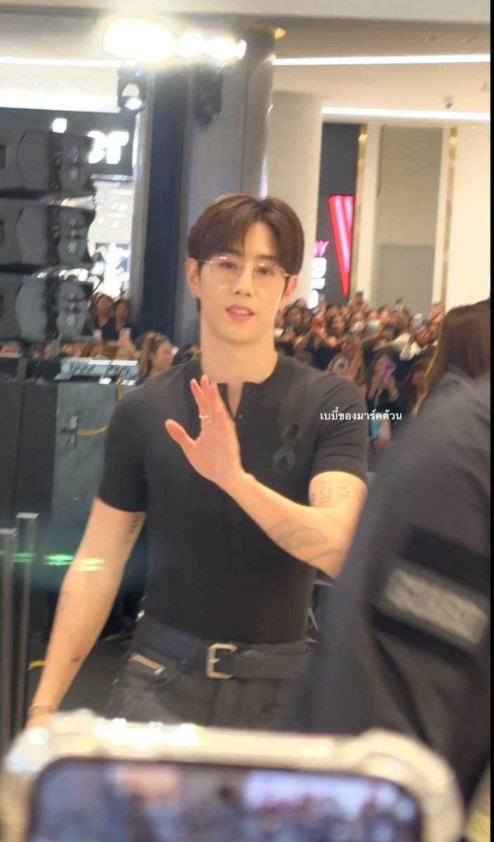 เค้าคิดถึงมาร์คที่สุดเลยยย! 😭 ดีใจที่ได้ไปเจอวันนี้มากๆๆคับ โครตฮีลใจ 🥹🫶🏻🫶🏻🫶🏻

MARK TUAN SILHOUETTE FANSIGN
#ShopeexMarkTuanEvent