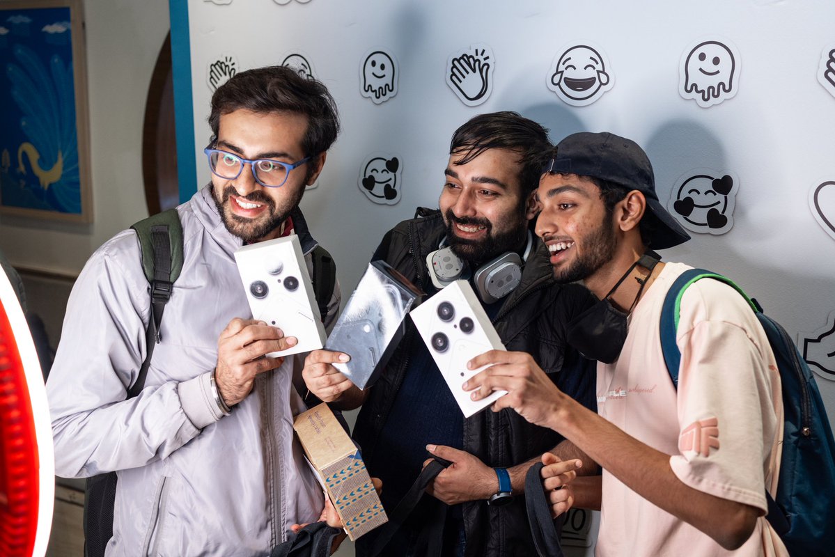 nothingindia's tweet image. The Phone (3a) Lite arrived in Delhi. And the city came through to light up the day. 
This community is super special. Thank you for showing up 🫶