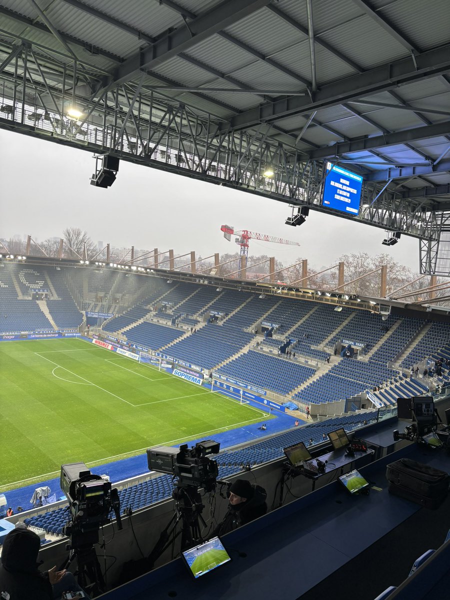 Direct__Racing's tweet image. 📍En place au stade de la Meinau pour Strasbourg - Brest (J14) ! 

#RCSA #LiveRCS