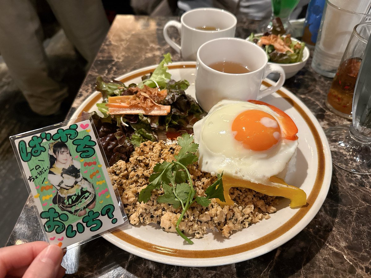 bigtree_tree's tweet image. 前回行こうとしてめちゃ並んでて断念したけど今日はふらっと並ばず入れた〜

#麗シュウの推しグルメ