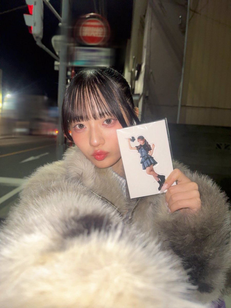 あーり様おまとめ 昨日の撮影で@sato10111100011 さんから私のアクスタ貰いました