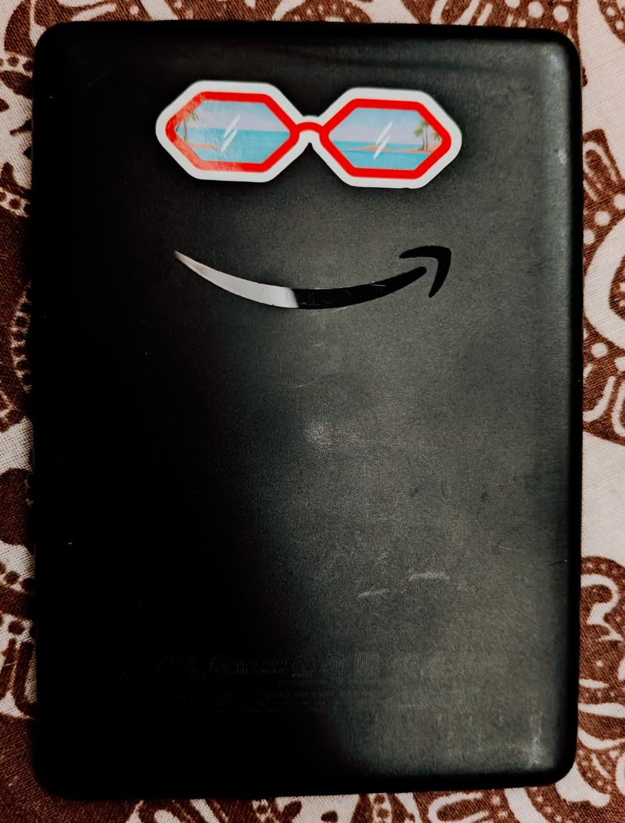 think_in_points's tweet image. Creative use of one of the stickers I got as part of the HSBC Travel One welcome kit 😉

#HSBC #TravelOne #Kindle