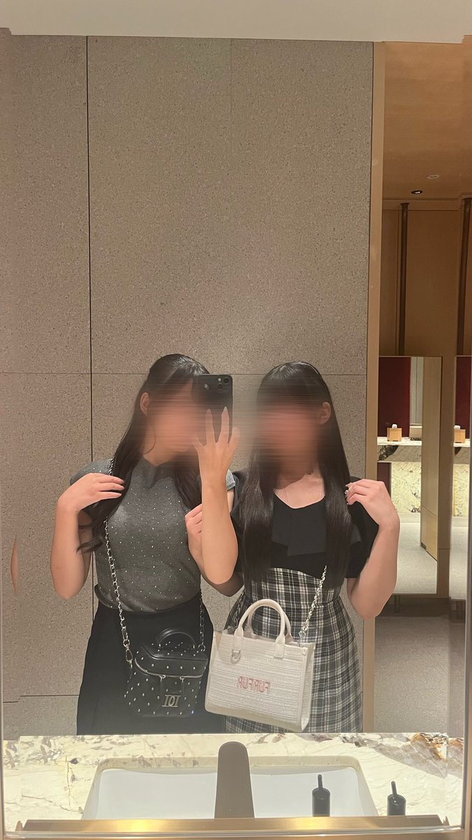 urakyorobabu's tweet photo. 🥂 https://t.co/yMw5T6rpwE