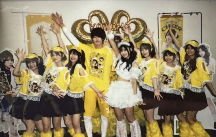 Sandesuyoooo's tweet photo. 周りから今日もPARADE来ないよをずっと言われ続け、それでもいつか来ると信じて通い続けて
終演後アホみたいに泣いてしまった
（色々お騒がせしました🙇‍♂️）
メンバーの皆さん、オタクの皆さん
そして最高の推しメンへ
最高の生誕祭をありがとうございました！

#髙橋來都葉生誕祭2025
#コトハノコトバ2 https://t.co/zz8pTV7EPm