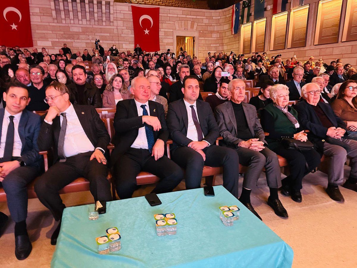 Türk Dünyası Araştırmaları Vakfı tarafından, Türk kültürüne ömrünü adamış büyük ilim insanı Prof. Dr. Turan Yazgan hocamızın vefatının 13. yıl dönümü vesilesiyle düzenlenen anma programına katıldım ve programda bir konuşma gerçekleştirdim.