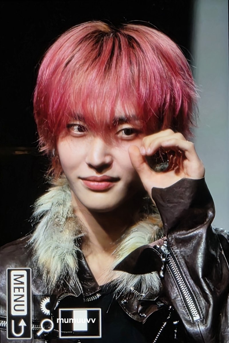 mumuuvv's tweet image. 부농머리의 신...