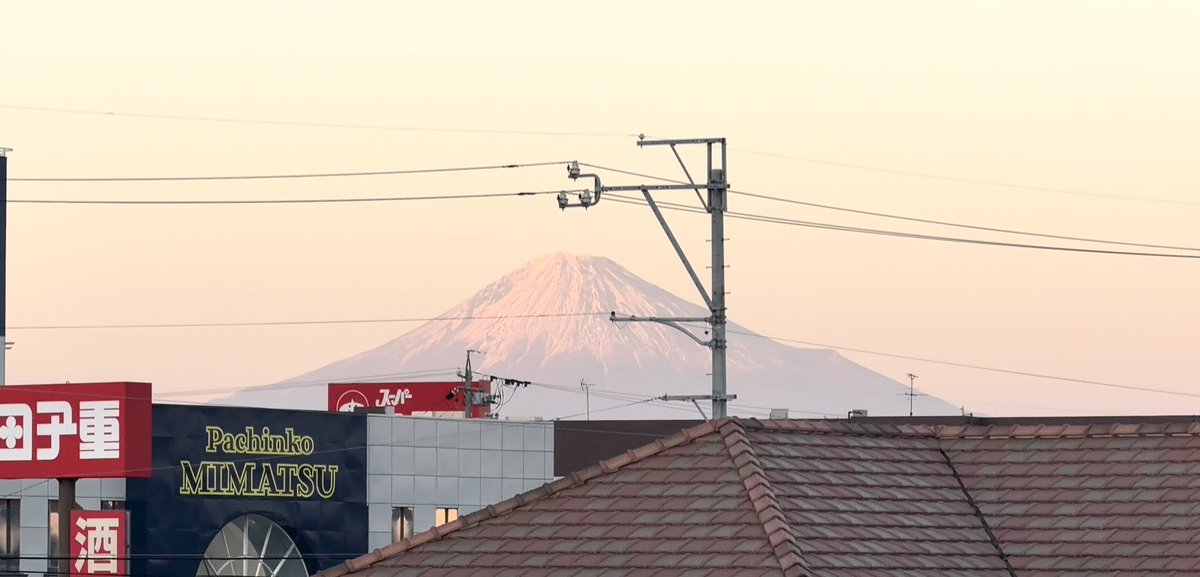 『もんどのGOGO!マイホームセンター』
at SBSホームセンター in 静岡
松浦航大さんのラジオ収録
୨୧‥∵‥‥∵‥‥∵‥‥∵‥‥∵‥‥∵‥‥∵‥୨୧
収録ブースを眺めるのかと思ってたら
オープンステージの収録
しかもミニLIVE 付きが予想外すぎて🙌