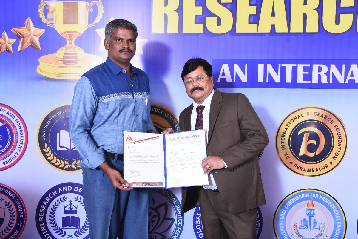 Brainae_'s tweet photo. Our Vice Chancellor, Prof. Dr. Regunath, served as Chief Guest at the European Summit on Interdisciplinary Research and Development. Thanks to Prof. A. Dinesh Kumar for organizing the summit, and recognition to Prof. Dr. Sailesh Kumar for his affiliation and appreciation received https://t.co/PExPnZnuby