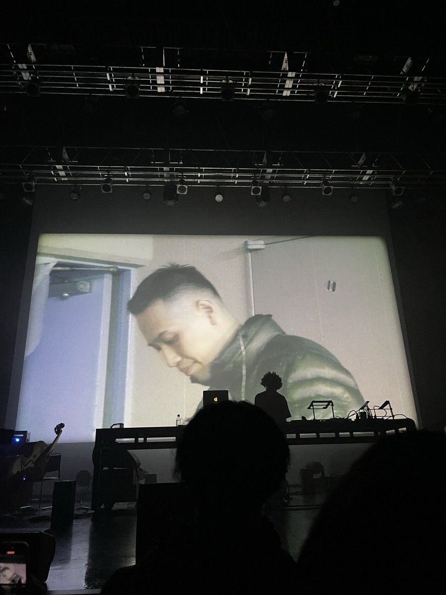 58___rnsn's tweet photo. 本当にたくさんの人に愛されとることが分かった😭客演も選曲も豪華フルコースすぎて胸いっぱい😭ライブ音声やったけん本当に目の前におる感じがした😭J本当にありがとう😭 https://t.co/NyM1L5miwV