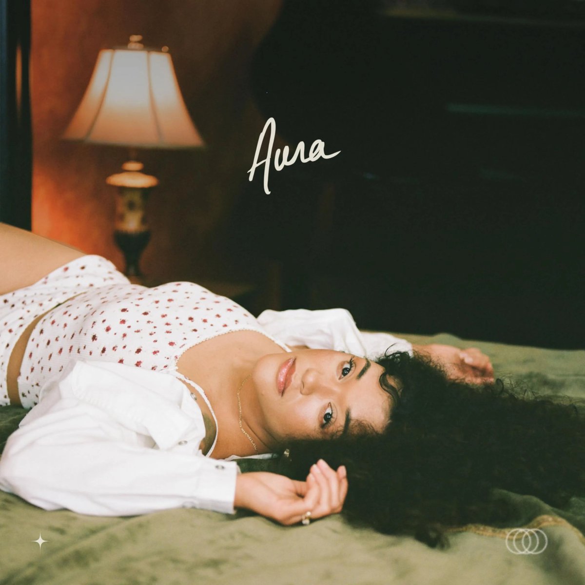 tanoshii_oto's tweet image. 生まれつきドリーマー体質のせいか、dreamin&apos;みたいな曲名に弱くて、まして甘いベッドルームR&amp;amp;BのファーストEPだったりすると、もうね

Aura - dreamin&apos; (2025)
song.link/s/22Y7h9ERrBsw…