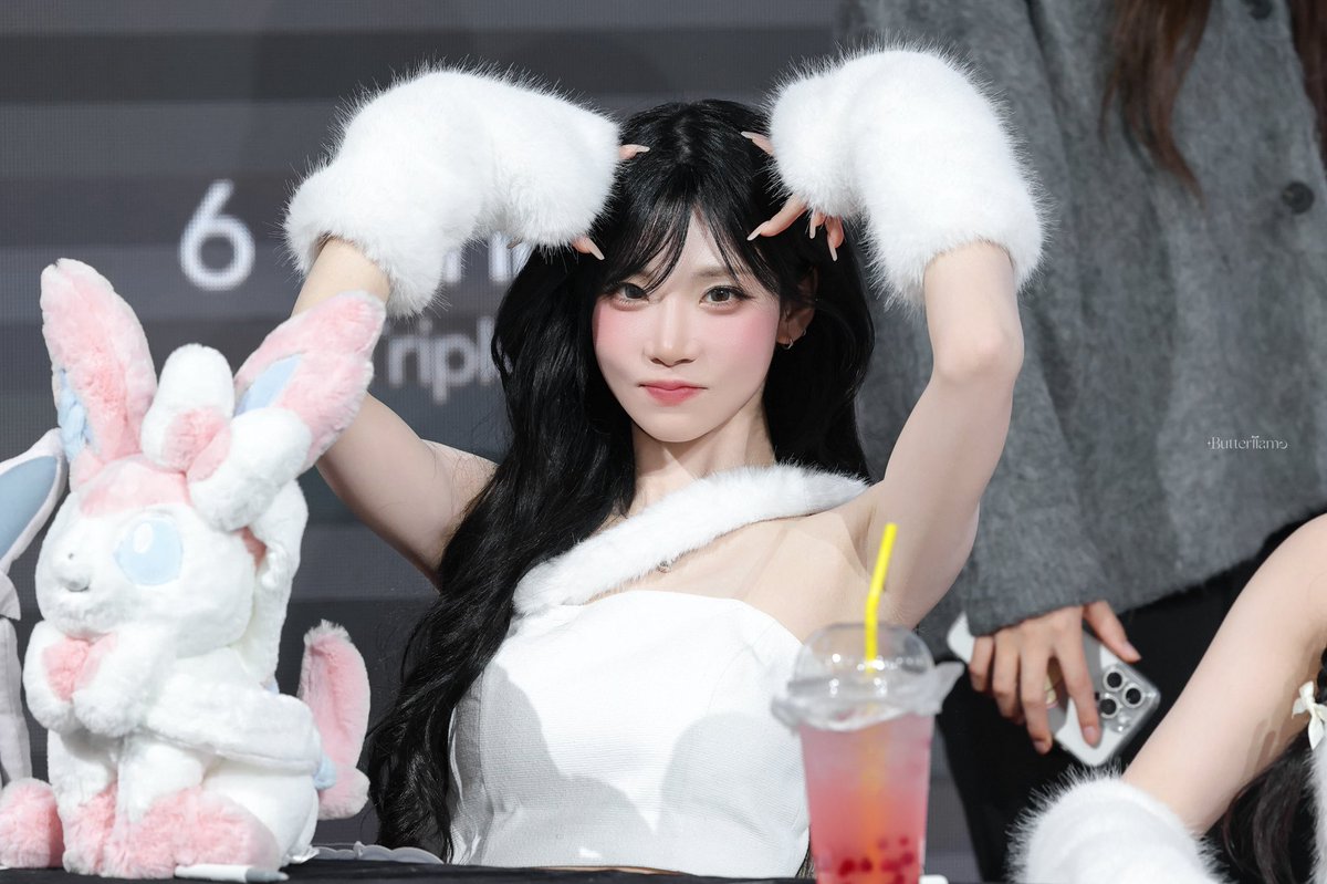 BUTTERINN's tweet image. 251130

냥냥냥냥냥

#김나경 #Nakyoung 
#트리플에스 #tripleS