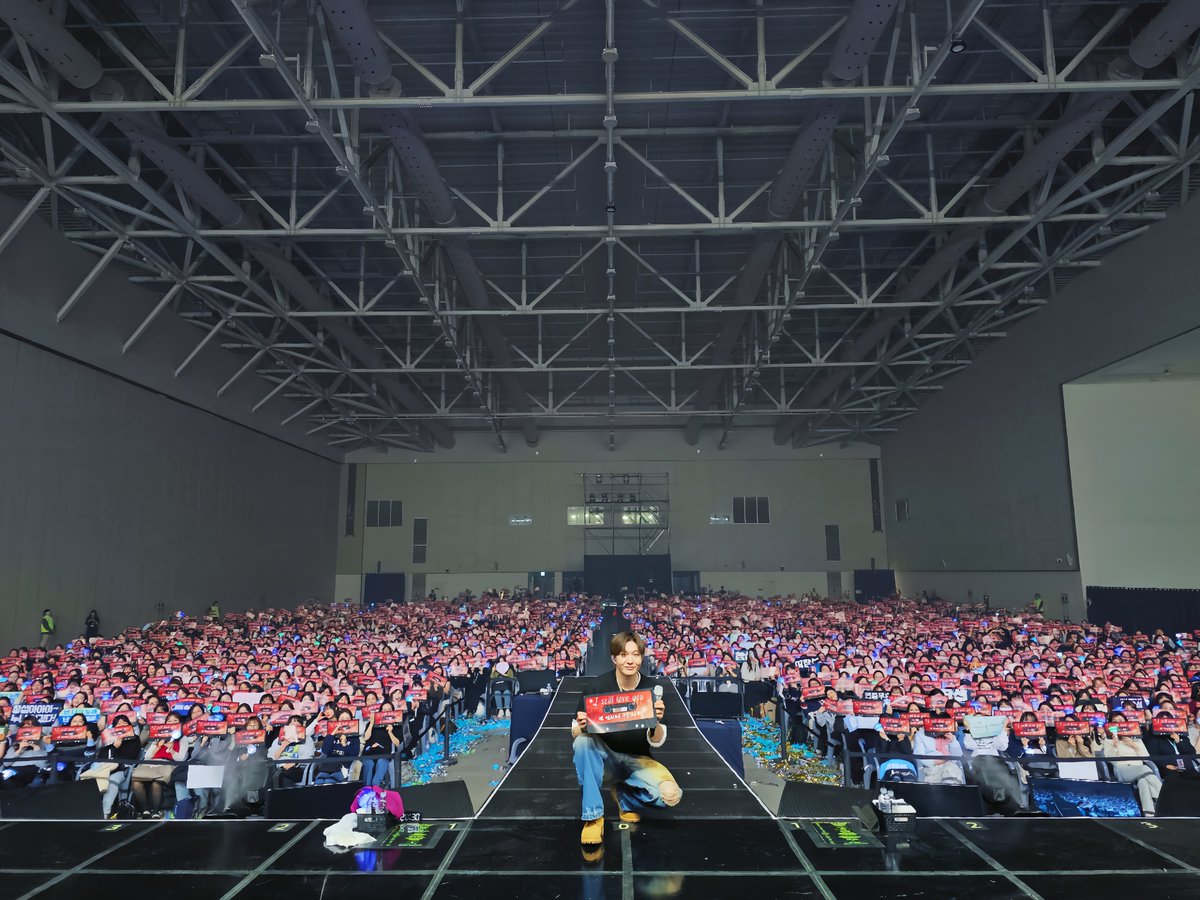LeeCS_Official's tweet image. [📸] ✨2025-2026 #이창섭 단독 콘서트 &amp;lt;#EndAnd&amp;gt; - 인천✨

두 번째 전국투어의 첫 도시 인천.ᐟ.ᐟ
창섭 군의 빛나는 순간을 늘 함께해 주시는
zz6친💙멜로디와 인천 시민 여러분 덕분에
기분 좋은 시작이 되었답니다‼️(ㅅ´ ˘ `)💓

#LEECHANGSUB #엔드앤드 
#짱섭짱친_이렇게_우린_인천에_있잖아