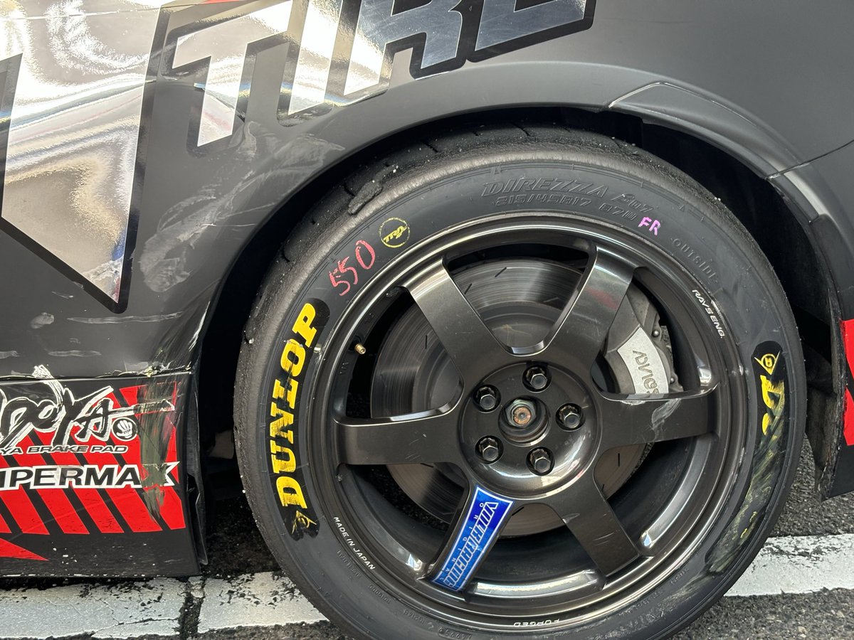 MeishinSan's tweet photo. GR86/BRZ Cup 2025 最終戦 岡山Rd
P20→P22 

オープニングラップのダブルヘアピン1個目で
後続車に衝突され チェックランプ点灯 
アライメントもずれ 制御入りまくりの走行になりました。

他車からの衝突で 今シー��ンは 何度か���ースを失いました。 

最終戦も気持ちよく終われませんでしたが 
また来年強者たちに挑みたいと思います。

1年間応援ありがとうございました。