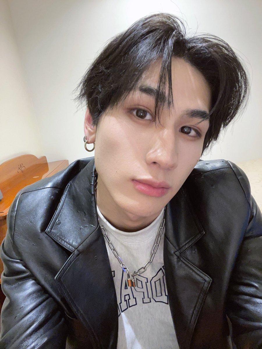 2025年ラスト高崎OPAに来てくれたHOMYそして、初めての方々寒い中ありがとう😊

　明日から12月🌕残り1ヶ月もっともっと濃い思い出作って2025年ラスト月かましてこーね！！！

　今日も一日お疲れ様！！