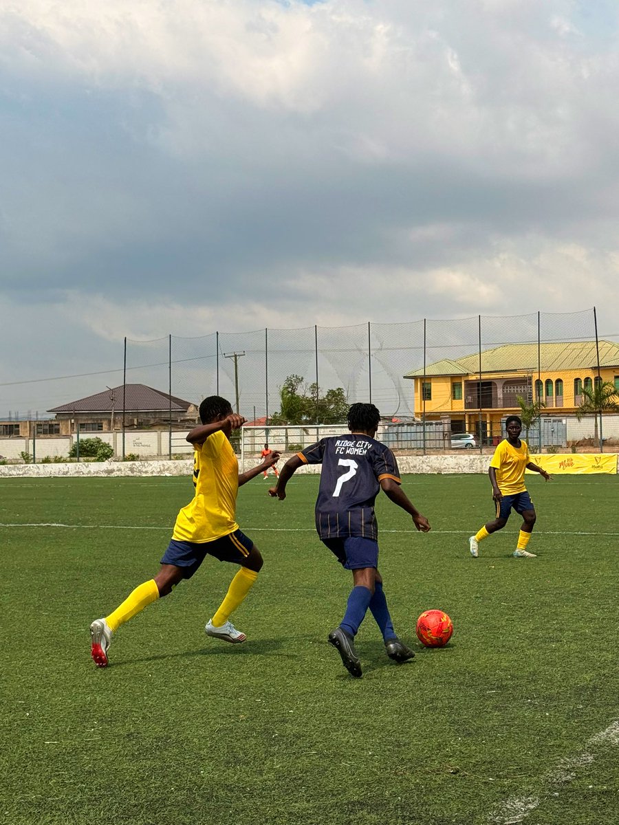 RidgeCityFC's tweet photo. Still goalless 

⚫️ 0 - 0 🟡

[80] #RCFCW https://t.co/qQwR51mxpn