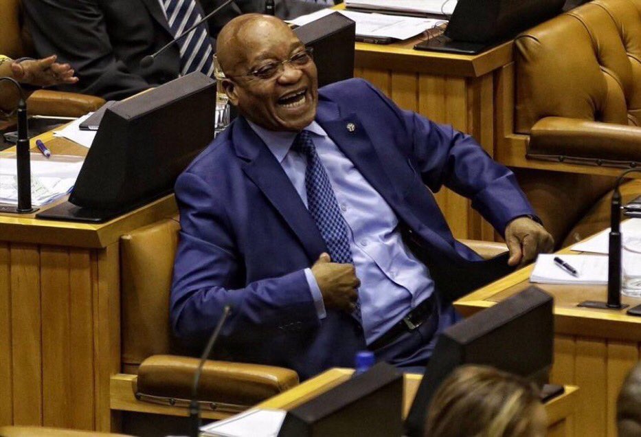 Midas_316's tweet image. The Joy I get when I see people fighting under my tweet😂